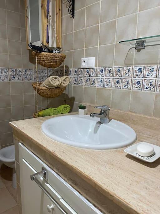 Appartement En Residence + Grande Terrasse Sur Le Toit Saïdia Kültér fotó