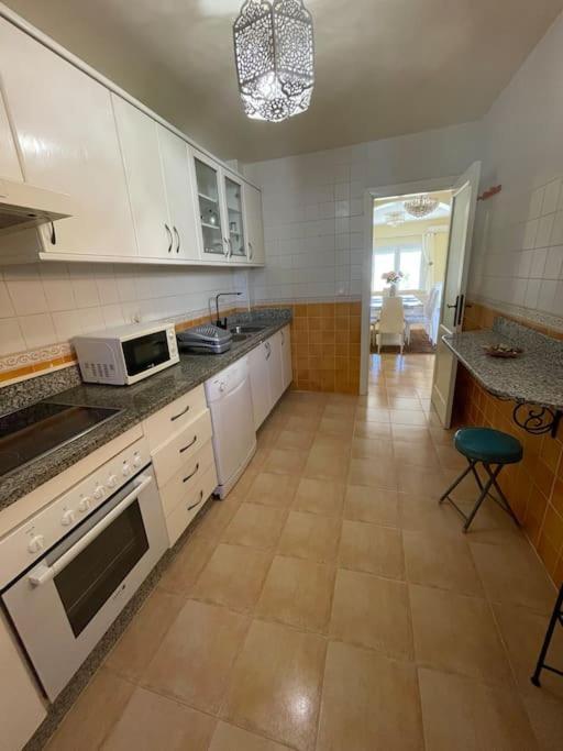 Appartement En Residence + Grande Terrasse Sur Le Toit Saïdia Kültér fotó