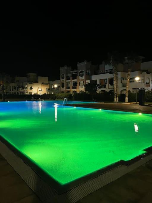 Appartement En Residence + Grande Terrasse Sur Le Toit Saïdia Kültér fotó