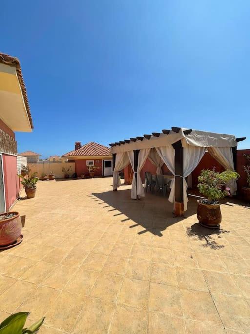 Appartement En Residence + Grande Terrasse Sur Le Toit Saïdia Kültér fotó